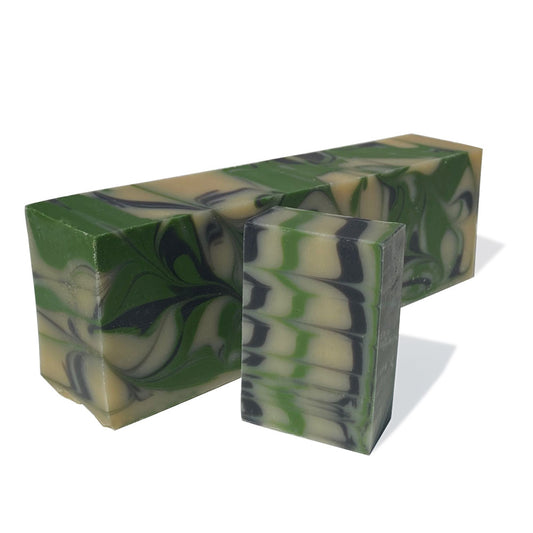 Handcrafted soap block with spearmint essential oil | Hawaiian Bath & Body®