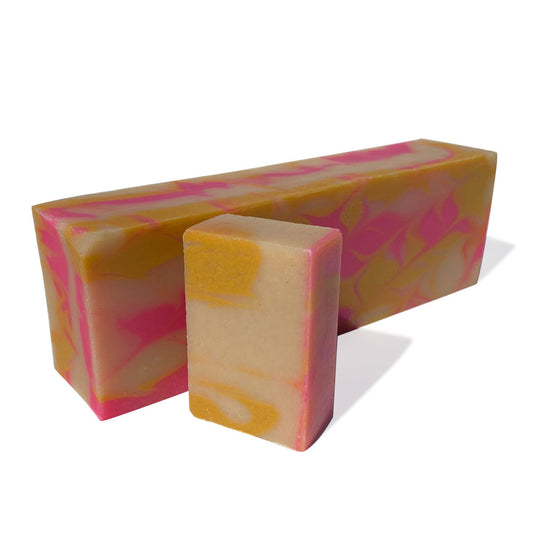 Island Tuberose scented natural soap with Kukui oil | Hawaiian Bath & Body®